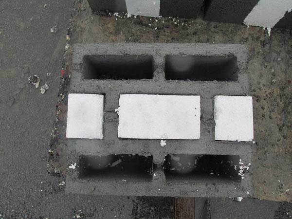 使用復合自保溫砌塊做內保溫時需要哪些施工技術